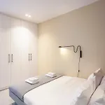 Mazi Rooms Charilaou 2,2